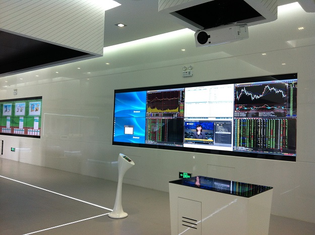 目前液晶拼接屏生產(chǎn)廠家的發(fā)展現(xiàn)狀如何？