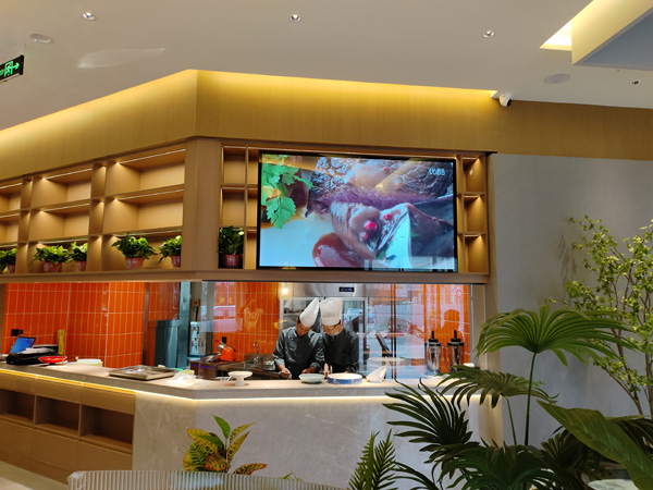 壁掛廣告機(jī)和電視的區(qū)別，別傻傻共用！